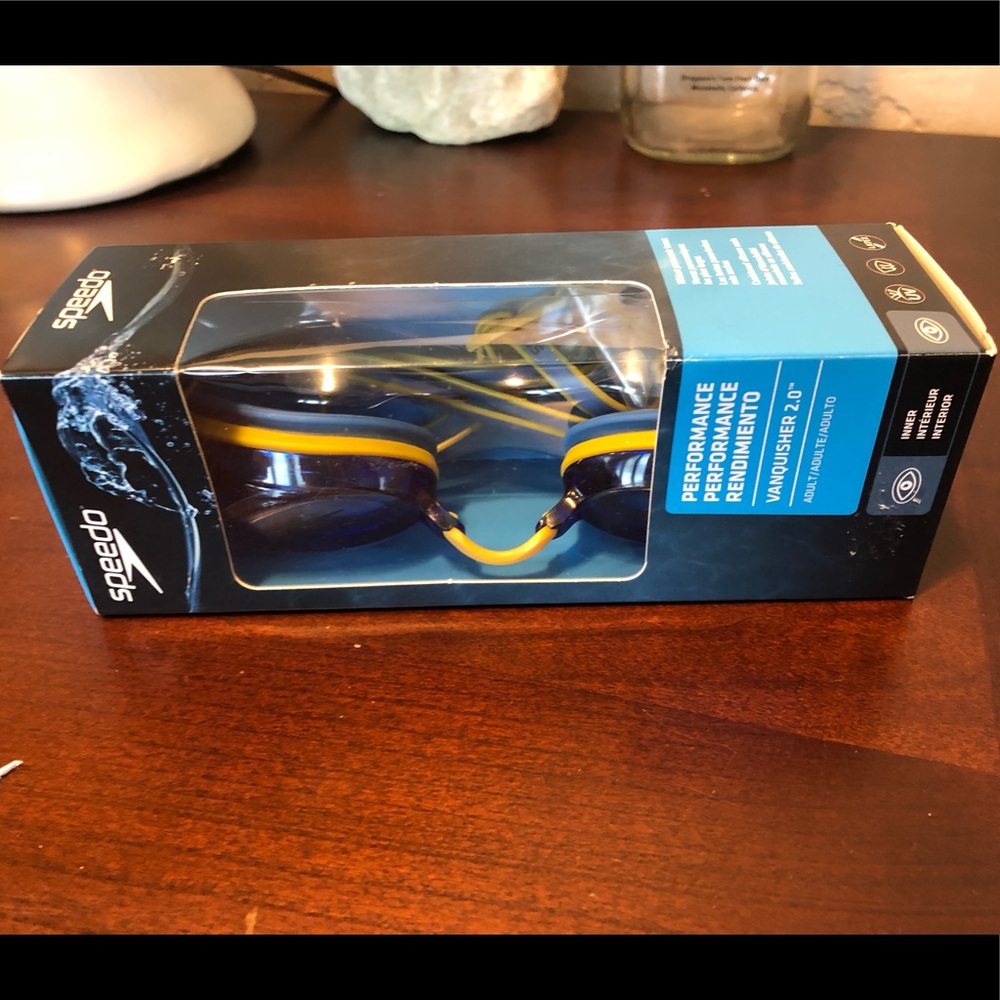 Speedo goggles - Picture 2 of 2